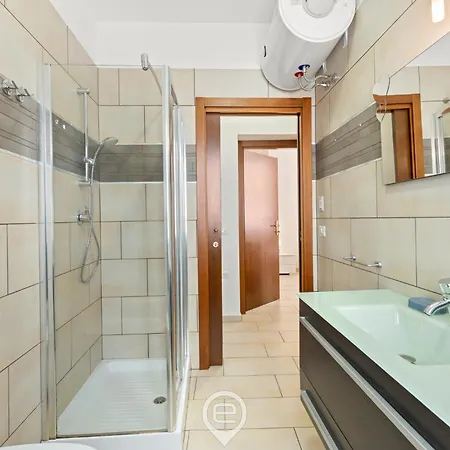 Estay - Domus Karalitana